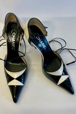 S Chanel High heels
