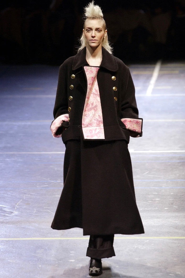 Yohji Yamamoto Runway 2004 Mantel S