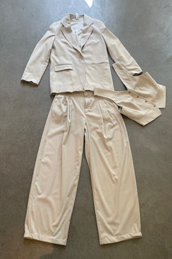 Drykorn suit