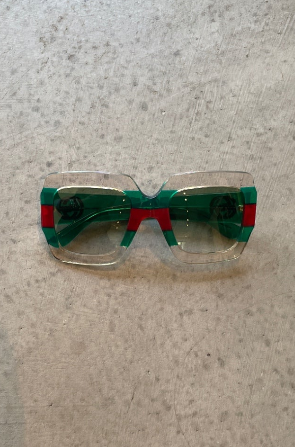 A Gucci Sunglasses with velvet box