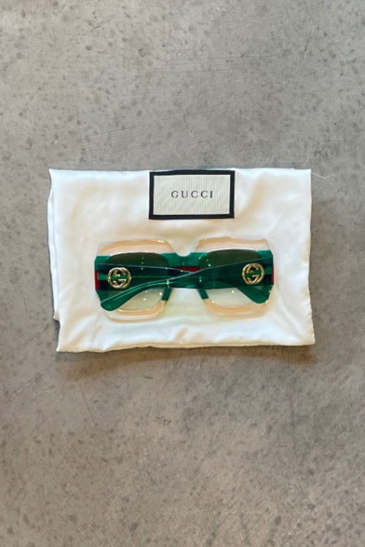 Gucci Sunglasses with velvet box