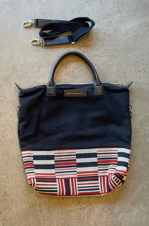 WANT Les Essentiel de la Vie Shopper