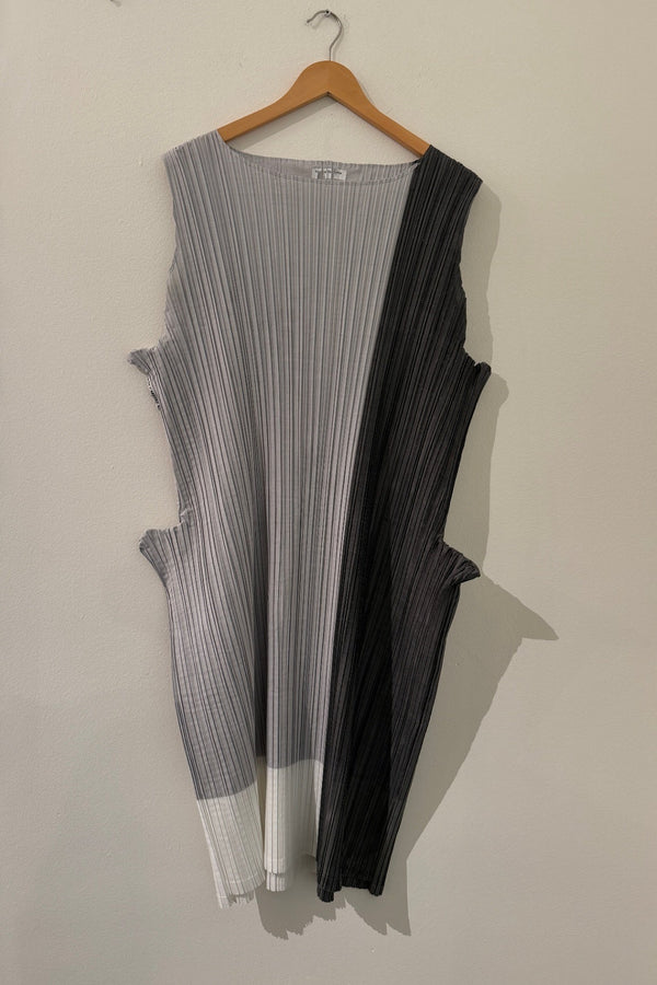 Issey Miyake Kleid grau OS