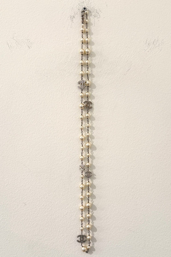 Chanel Halskette Perlen weiss