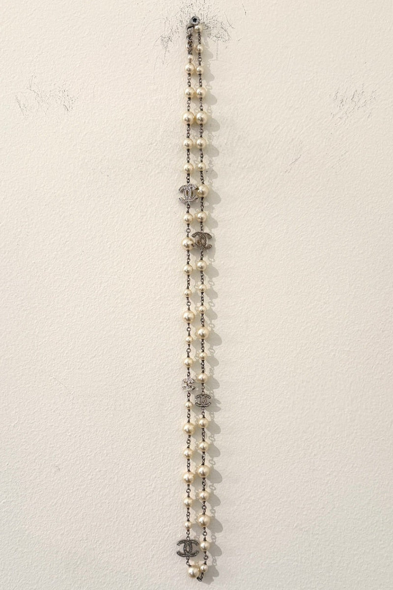 Chanel Halskette Perlen weiss