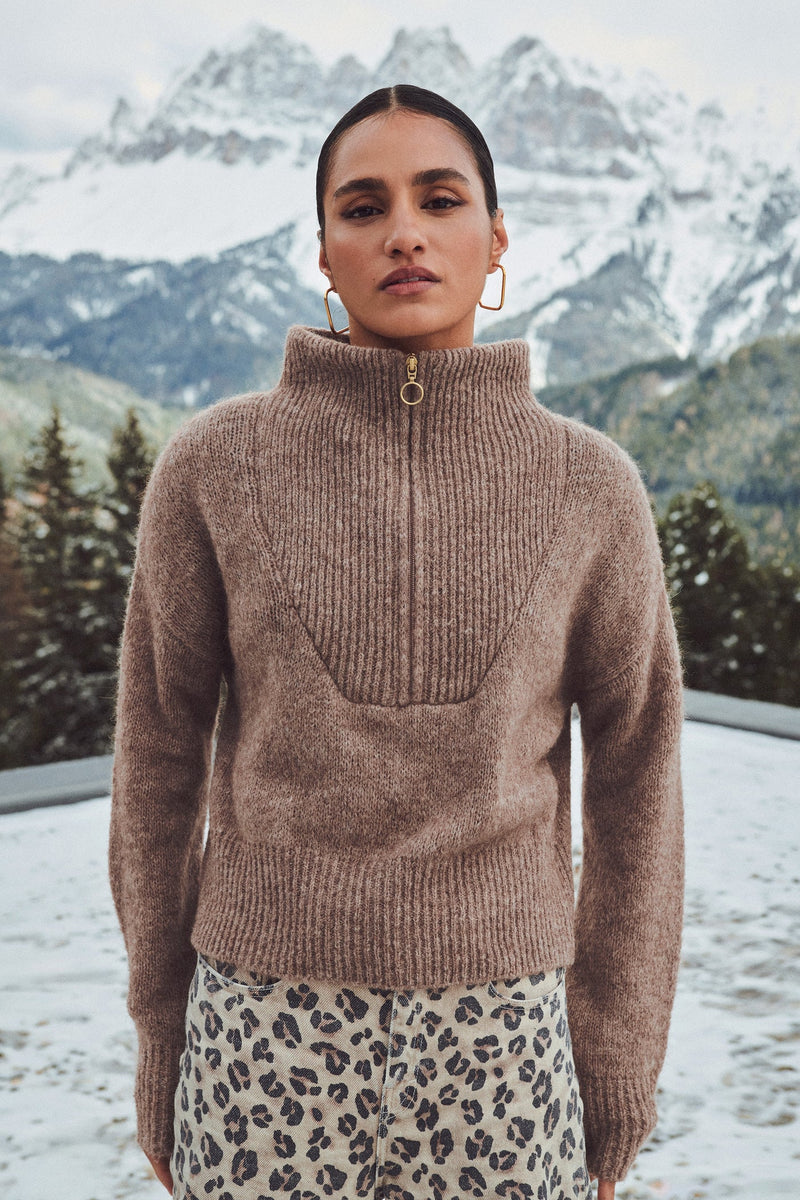 Boxy Beau Pullover