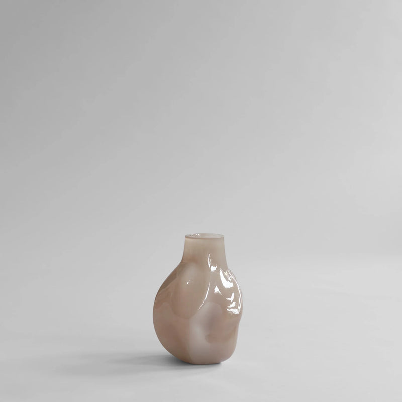 Bakku Vase