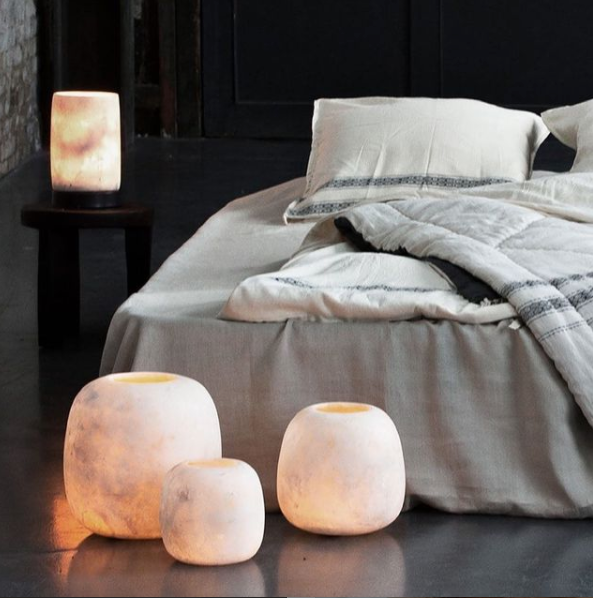 Alabaster Curra Light