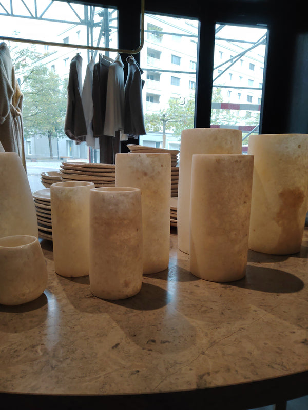 Alabaster Light white