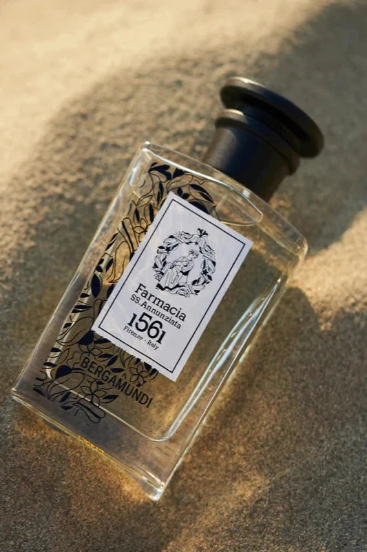 Parfums 1561